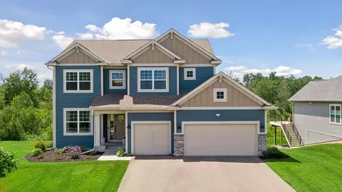 8143 Haywood Dr, Lino Lakes, MN 55014