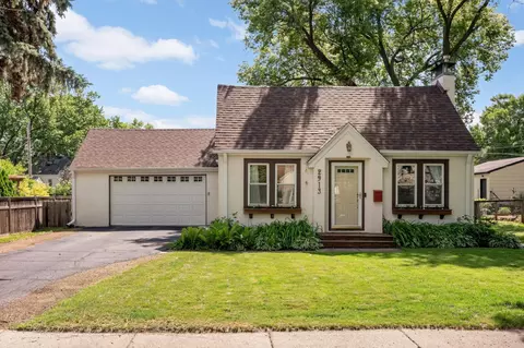 2913 Florida Ave S, Saint Louis Park, MN 55426