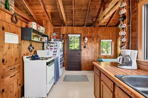 Kitchen - 28288 Junco Dr, Nevis, MN 56467 photo 1 of 2