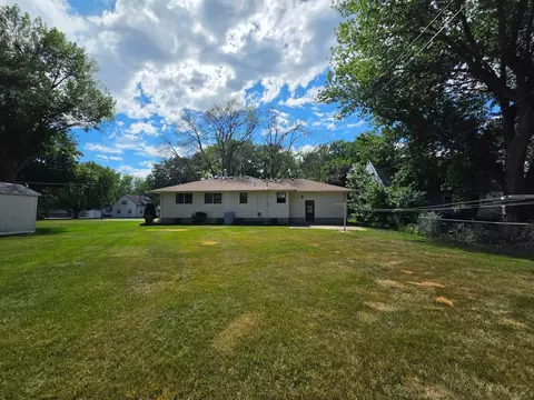 Exterior - 2202 Windsor Rd, Albert Lea, MN 56007 photo 3 of 3