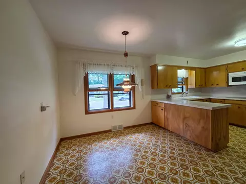 Other - 2202 Windsor Rd, Albert Lea, MN 56007 photo 2 of 20