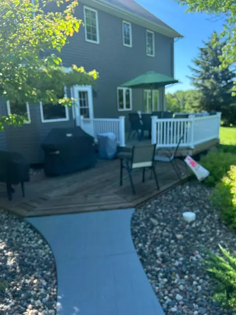 Exterior - 3660 8th St NE, Willmar, MN 56201 photo 3 of 10