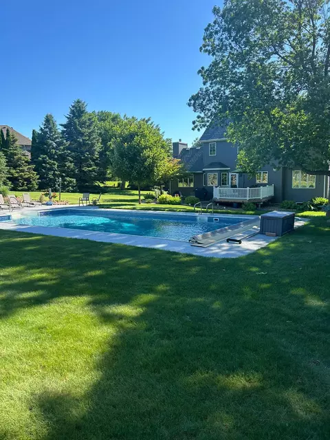 Exterior - 3660 8th St NE, Willmar, MN 56201 photo 4 of 10