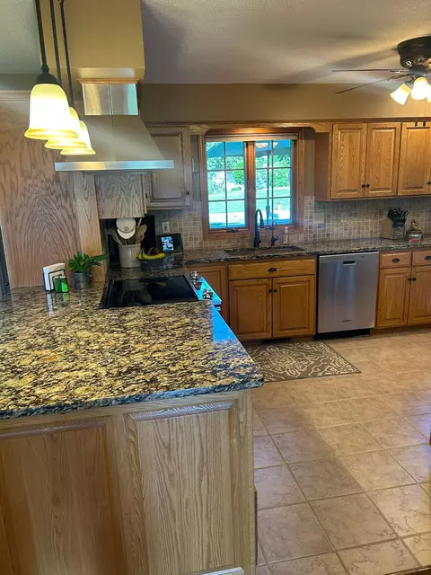 Kitchen - 3660 8th St NE, Willmar, MN 56201 photo 1 of 4