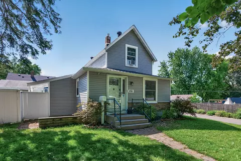 1061 Ohio St, West Saint Paul, MN 55118