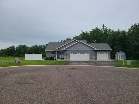 15021 Garden Ct, Little Falls, MN 56345
