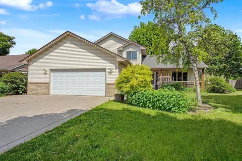 412 2nd St NW, Saint Michael, MN 55376