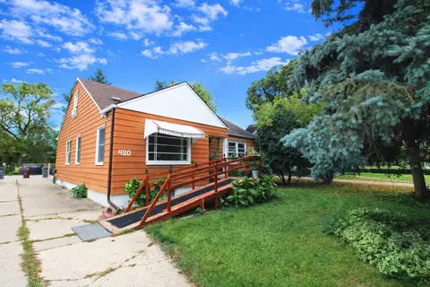 420 14th St S, Moorhead, MN 56560