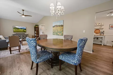 Dining - 2543 Colony Cir, Saint Cloud, MN 56303 photo 2 of 4