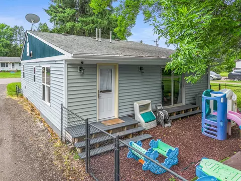 918 Maple Ave E, Mora, MN 55051 photo 29