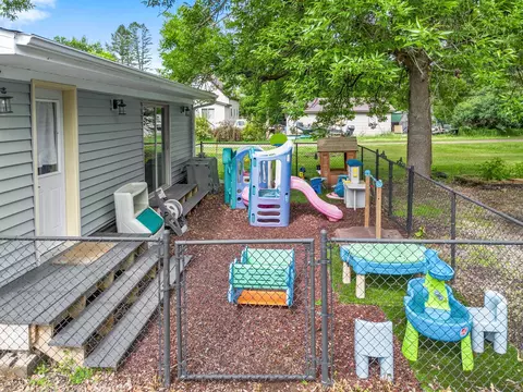 918 Maple Ave E, Mora, MN 55051 photo 27