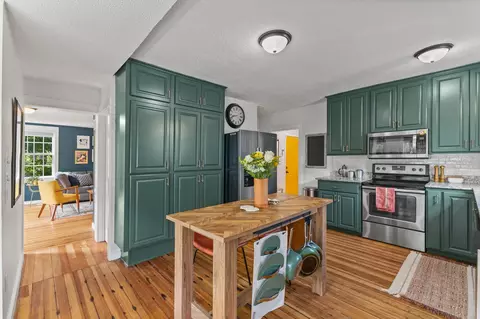 Kitchen - 923 9th Ave SE, Saint Cloud, MN 56304 photo 4 of 6