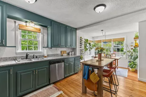 Kitchen - 923 9th Ave SE, Saint Cloud, MN 56304 photo 3 of 6
