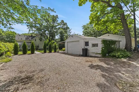 Exterior - 923 9th Ave SE, Saint Cloud, MN 56304 photo 10 of 16