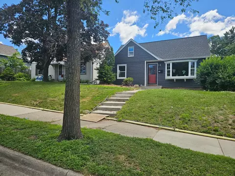 3550 2nd St NE, Minneapolis, MN 55418