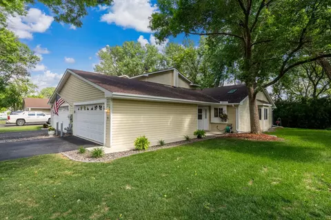 1402 Cleveland St, Anoka, MN 55303