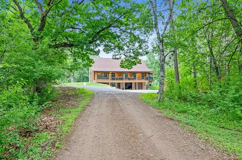 11669 Dellwood Rd, Stillwater, MN 55082