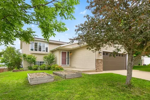 4997 Gem Ln NW, Rochester, MN 55901