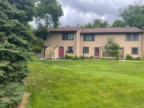 364 W Eagle Lake Dr, Maple Grove, MN 55369