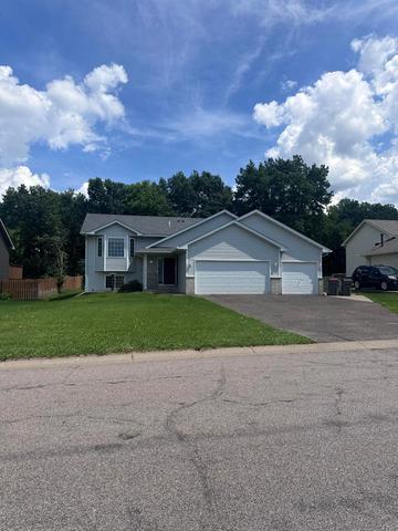 1002 3rd Ave SW, Isanti, MN 55040