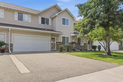 3176 Juniper Ln #E, Woodbury, MN 55125