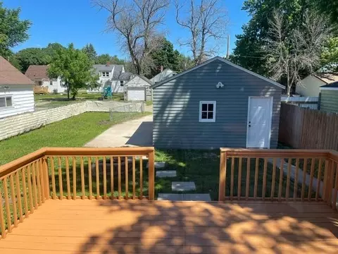 Exterior - 1204 11th Ave SW, Austin, MN 55912 photo 6 of 10