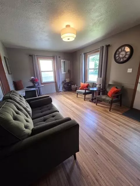 Living - 1204 11th Ave SW, Austin, MN 55912 photo 2 of 2