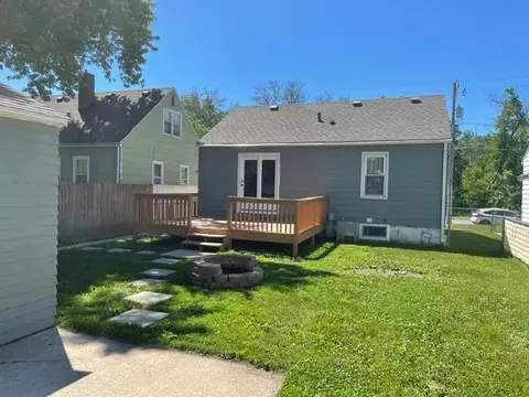 Exterior - 1204 11th Ave SW, Austin, MN 55912 photo 9 of 10