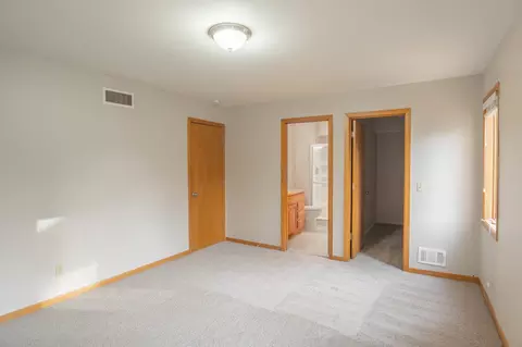 Bedroom - 5245 Clayton Dr, Maple Plain, MN 55359 photo 1 of 4