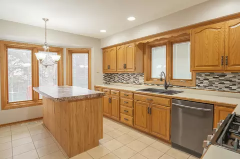 Kitchen - 5245 Clayton Dr, Maple Plain, MN 55359 photo 1 of 3