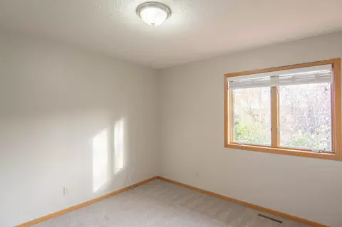 Bedroom - 5245 Clayton Dr, Maple Plain, MN 55359 photo 2 of 4