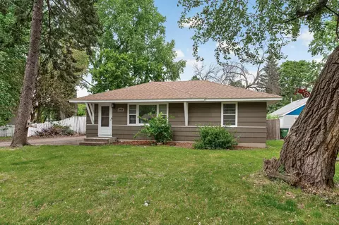 525 79th Ave NE, Spring Lake Park, MN 55432