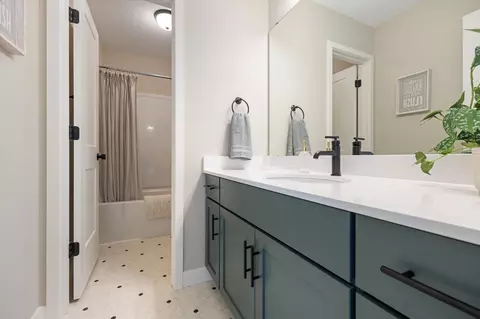 Bath - 1320 136th Cir E, Rosemount, MN 55068 photo 3 of 5