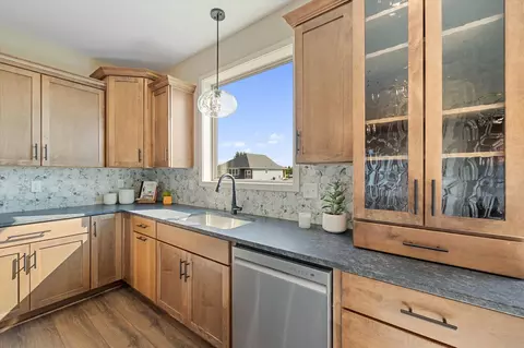 Kitchen - 1320 136th Cir E, Rosemount, MN 55068 photo 4 of 7