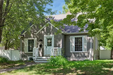 3240 Hampshire Ave S, Saint Louis Park, MN 55426