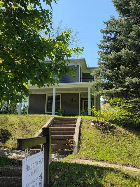 124 Center St S, Lake Benton, MN 56149