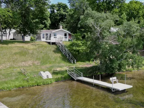 12264 Shorewood Beach Rd, Detroit Lakes, MN 56501