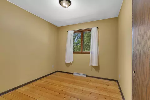 Bedroom - 24751 21st Ave, Saint Augusta, MN 56301 photo 3 of 6