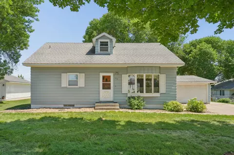 414 Oak Ave N, Maple Lake, MN 55358