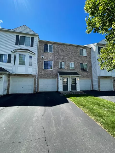 4961 Emmit Dr N #3, Hugo, MN 55038