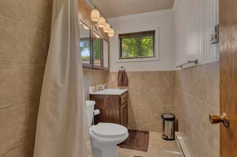 Bath - 19372 Two Rivers Rd, Avon, MN 56310 photo 1 of 2