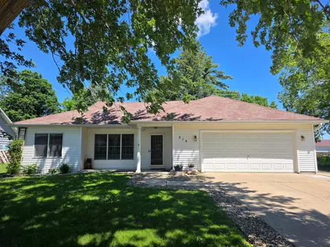 214 Trondheim Rd, Kenyon, MN 55946