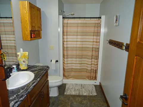 Bath - E560 Cedar Road, Eau Claire, WI 54701 photo 5 of 5
