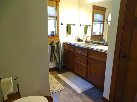 Bath - E560 Cedar Road, Eau Claire, WI 54701 photo 3 of 5