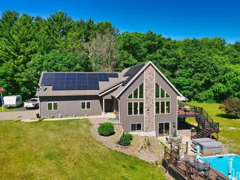 Exterior - E560 Cedar Road, Eau Claire, WI 54701 photo 10 of 10