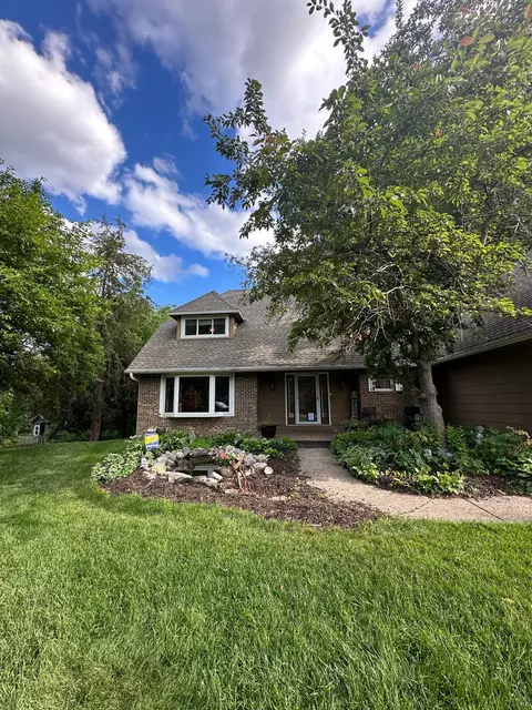 1694 Bollum Cir, Long Lake, MN 55356