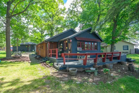 37257 Twin Bay Dr, Crosslake, MN 56442