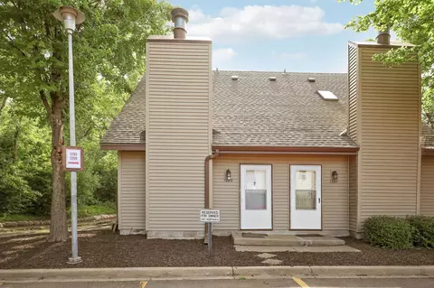 1289 Northdale Blvd NW, Coon Rapids, MN 55448