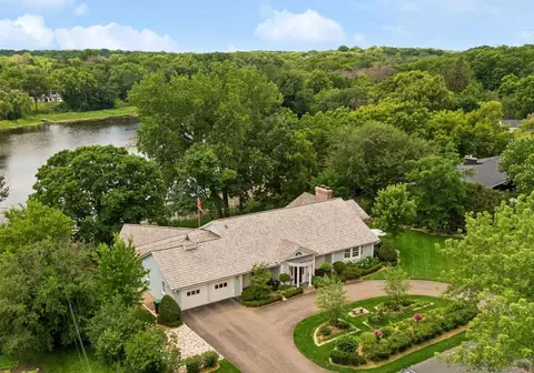 17803 Maple Hill Rd, Wayzata, MN 55391