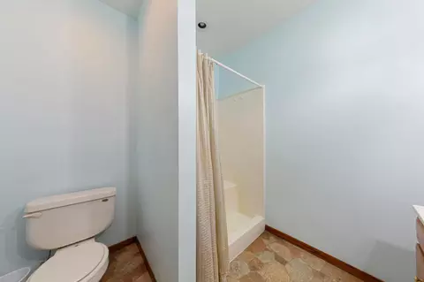 Bath - 23493 Echo Ave, Faribault, MN 55021 photo 4 of 4
